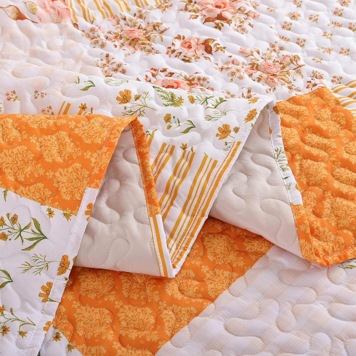 Floral Quilt Set Queen Size – Ultra Soft Lightweight Bedspread, 3 Piece Orange Bedding Set (90"X90") with Pillowcases (20"X26"), All Season Coverlet for Bedroom & Guest Room