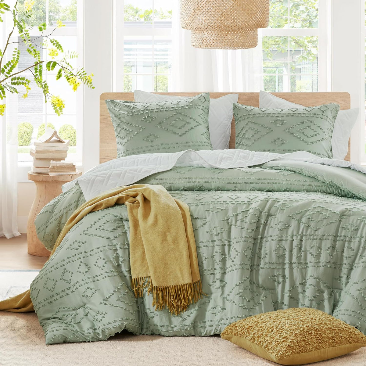 Comforter for Queen Size Bed, Geometric Diamond Tufted Boho Comforter Set Queen, All Season Lightweight Bedding Set, Matching Sham, Full/Queen Sage Green 3 Piece