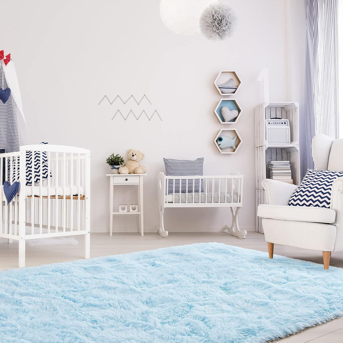 Soft Modern Indoor Shaggy Area Rug for Bedroom Livingroom Dorm Kids Room Home Decorative, Non-Slip Plush Fluffy Furry Fur Rugs Comfy Nursery Accent Floor Carpet 4X5.9 Feet, Baby Blue