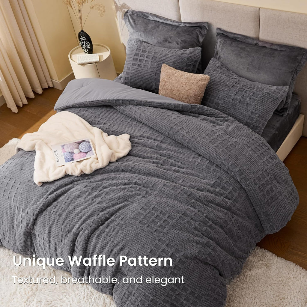 Waffle Fluffy Comforter Set King Size - Super Soft Faux Fur Stripe Jacquard Comforter 3 Pieces, Grey Fleece Bedding Set,Winter Warm Bed Set,1 Comforter with 2 Pillowcases