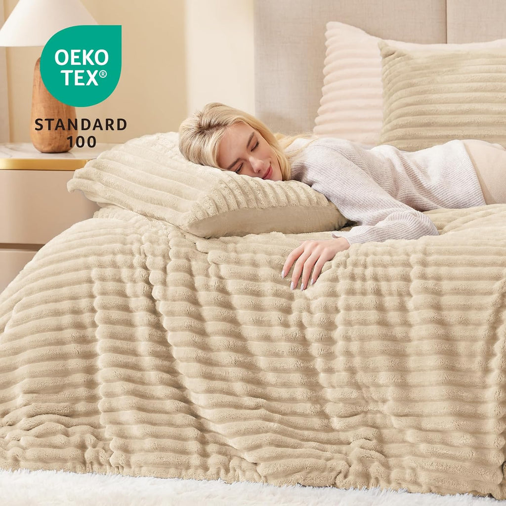Fluffy Comforter Set King Size - Super Soft Faux Fur Stripe Jacquard Comforter 3 Pieces, Fleece Bedding Set,Winter Warm Bed Set,1 Comforter with 2 Pillowcases (Khaki)