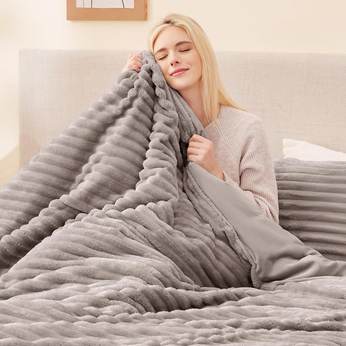 Fluffy Comforter Set King Size - Super Soft Faux Fur Stripe Jacquard Comforter 3 Pieces, Dark Khaki Fleece Bedding Set,Winter Warm Bed Set,1 Comforter with 2 Pillowcases