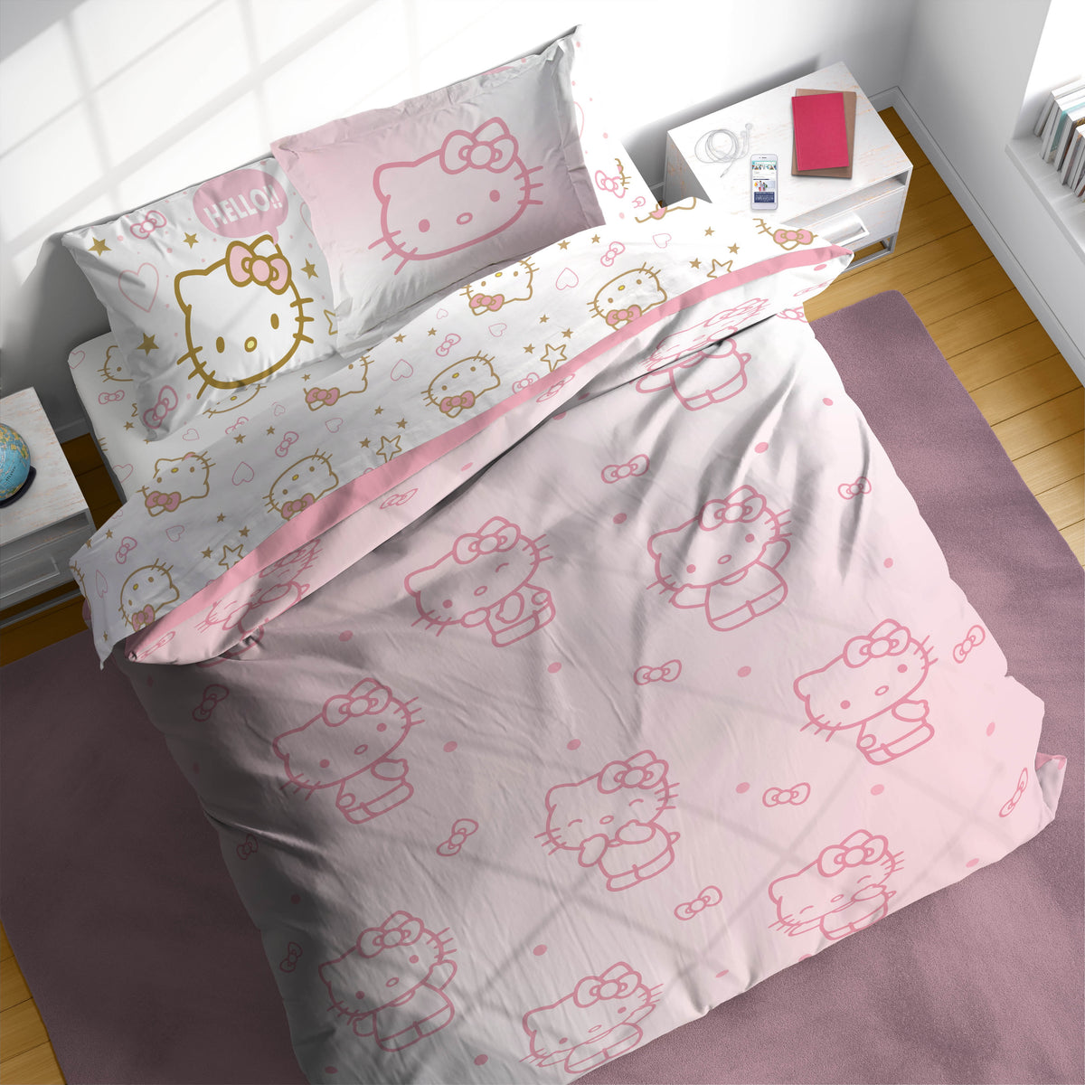 Hello Kitty Stars 7 Piece Queen Size Bed Set with Shams